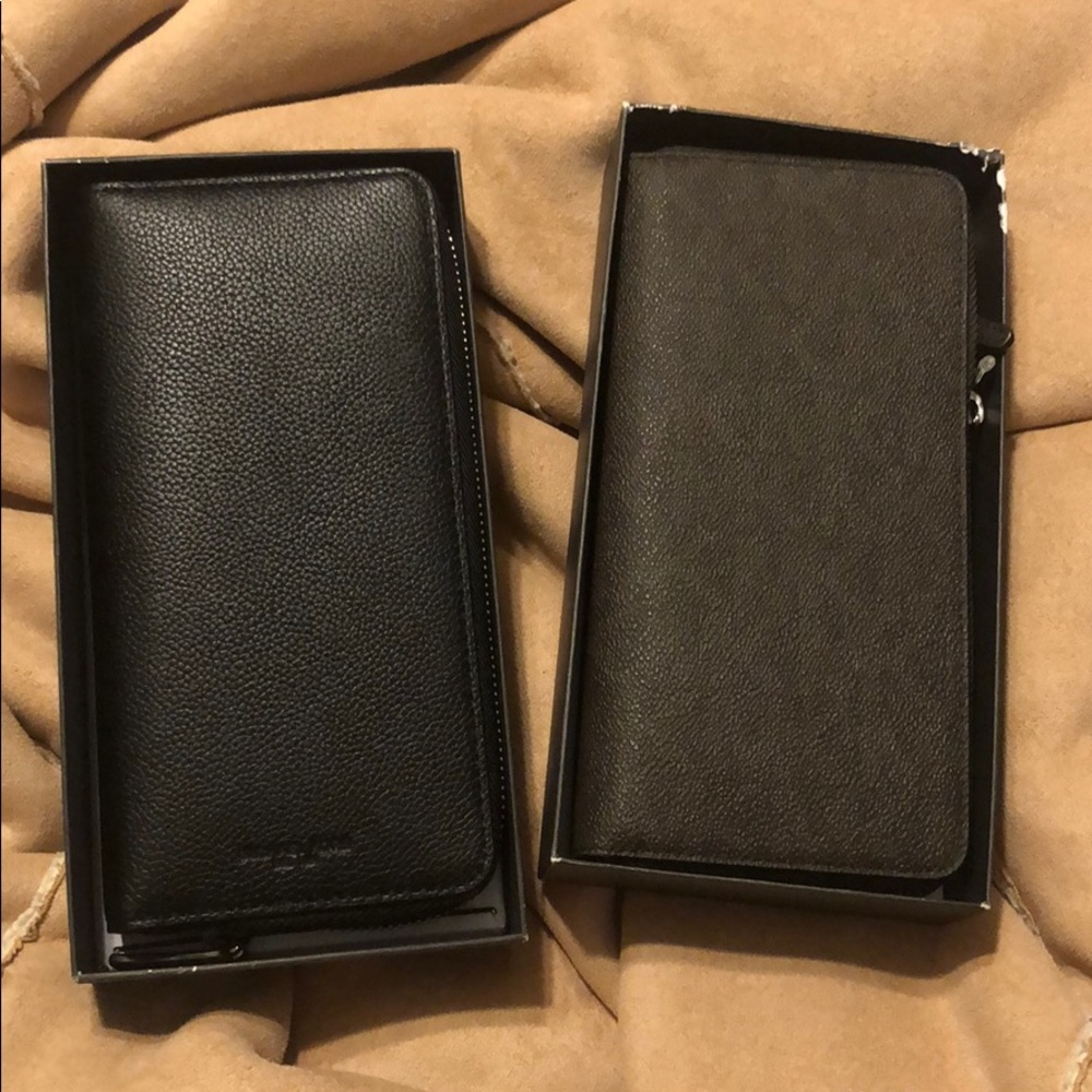 MICHAEL KORS JET SET TECH ZIP AROUND